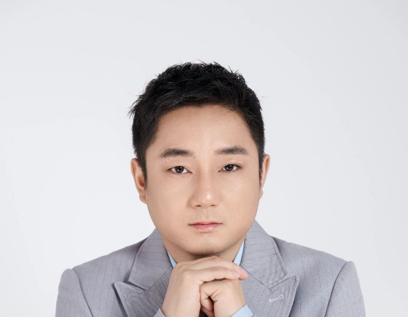 湖南交通频道对话肖荆京 | 从初创公司到成熟管理者，肖荆京的仓储派送数字化创业之路